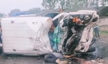 Jharkhand : टाटा-पुरुलिया रोड पर भीषण एक्सीडेंट, बोलेरो और ट्रेलर के बीच टक्कर में नौ की मौत