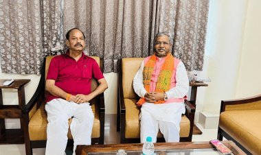 Jharkahand : बाबूलाल मरांडी और रघुवर दास की हुई मुलाकात, सियासी हलचल तेज