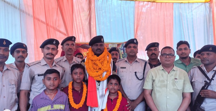 Dhanbad : ऑपरेशन सिंदूर में अदम्य साहस का परिचय देने वाले BSF जवान का जोरदार स्वागत