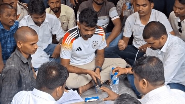 Giridih: पंचायत सचिव की बॉडी को ले प्रदर्शन समाप्त, MLA जयराम महतो को मिला BDO पर कार्रवाई का आश्वासन