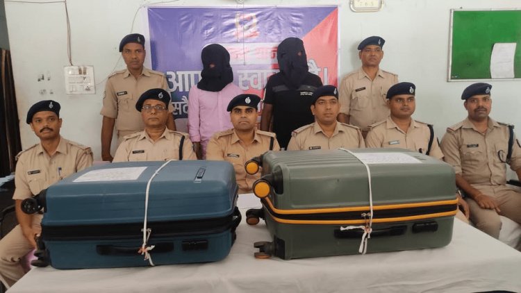 Dhanbad : ट्रेन से गांजा तस्करी का खुलासा, 28 किलोग्राम गांजा जब्त, दो अरेस्ट