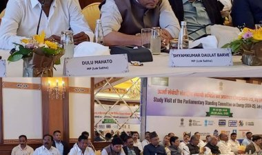 संसदीय स्थायी समिति के साथ लेह लद्दाख व मुंबई का दौरा कर लौटे धनबाद एमपी ढुलू महतो