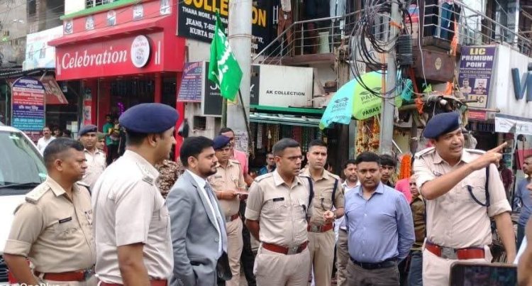 Dhanbad : मुहर्रम को लेकर डीसी व एसएसपी ने किया जिले के विभिन्न क्षेत्रों का दौरा, तैयारियों का लिया जायजा