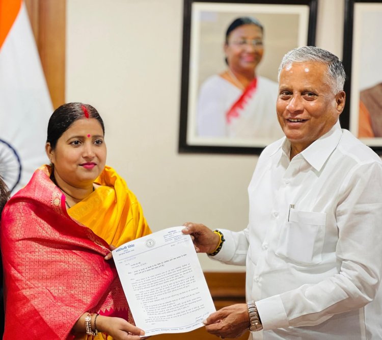 रेल राज्य मंत्री वी. सोमन्ना से मिली रागिनी सिह, धनबाद से वेल्लोर व दिल्ली के लिए नयी ट्रेन की मांग