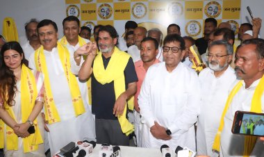 Bihar : भाजपा के पूर्व महामंत्री सुधीर शर्मा जन सुराज पार्टी में शामिल, प्रशांत किशोर से जुड़े कई मजबूत लीडर