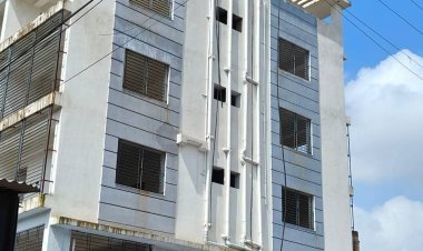 Dhanbad: हनुमान मैंशन पर निगम का बड़ा एक्शन,  54 लाख जुर्माना, अवैध निर्माण तोड़ने का आदेश