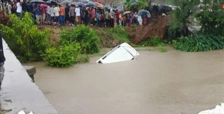 Uttar Pradesh: गोंडा में बड़ा हादसा, पृथ्वीनाथ मंदिर जा रहे श्रद्धालुओं से भरी बोलेरो नहर में गिरी, 11 लोगों की मौत