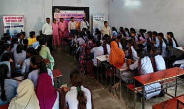 Dhanbad : “समय पर जांच ही कैंसर से बचाव का सबसे बड़ा उपाय”: डॉ. मनीष शर्मा