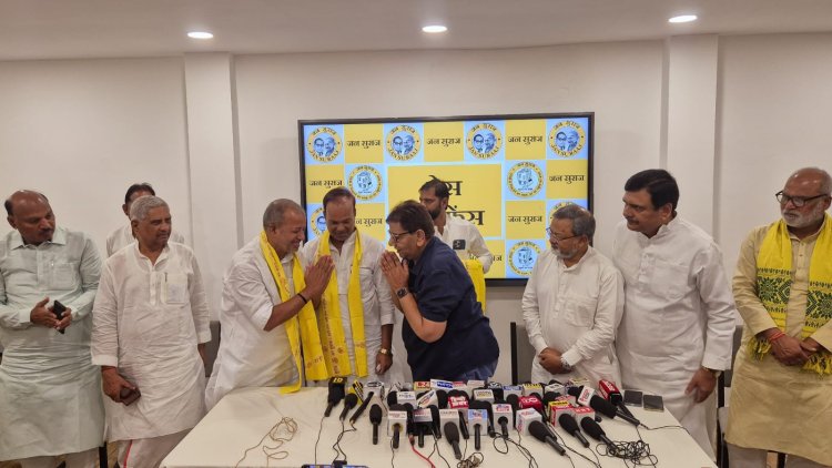 Bihar : बिहार में तीन बार के MLA, मिनिस्टर और MLC रहे दसई चौधरी ने छोड़ा नीतीश का साथ, थामा PK का दामन