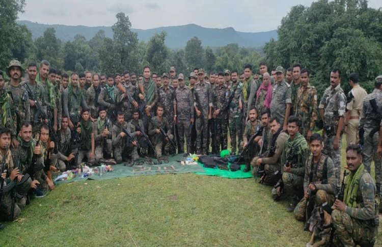 Jharkhand: हजारीबाग में पुलिस एनकाउंटर, एक करोड़ का इनामी सहदेव सोरेन समेत तीन नक्सली ढेर, तीन AK-47 बरामद