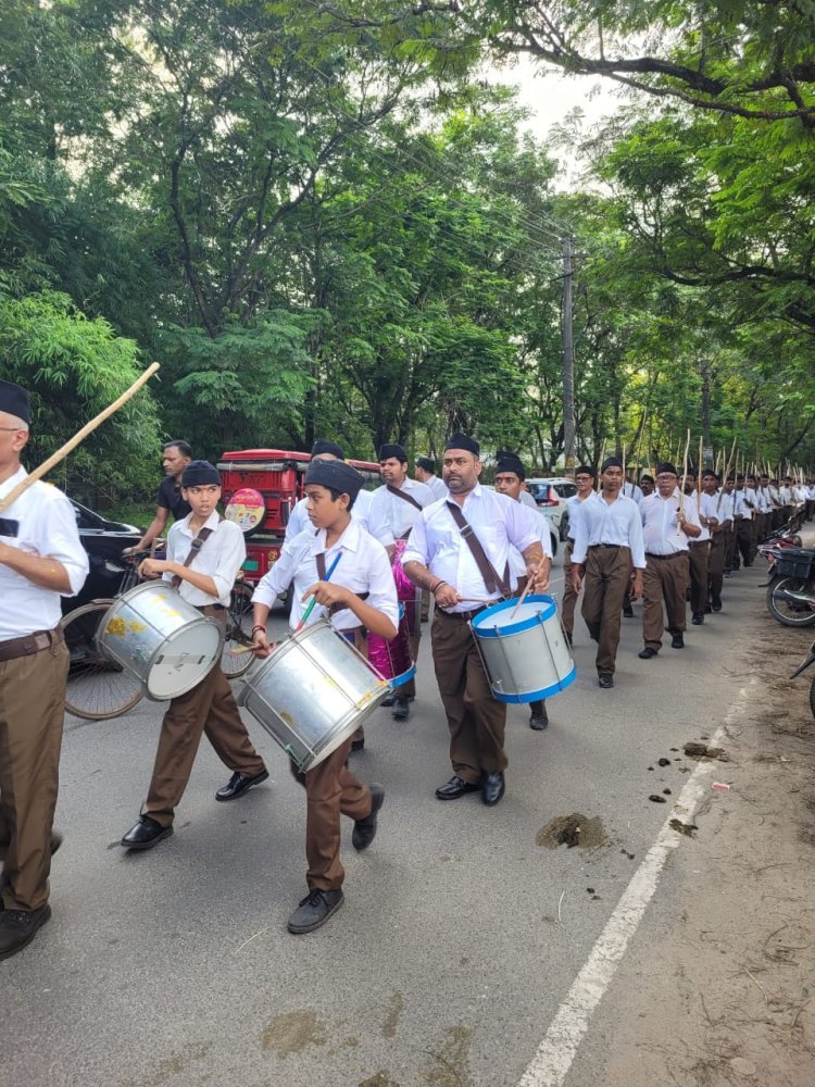 धनबाद में RSS शताब्दी वर्ष: 3 हजार से अधिक स्वयंसेवक हुए शामिल, भव्य पथ संचलन और विजयदशमी उत्सव संपन्न