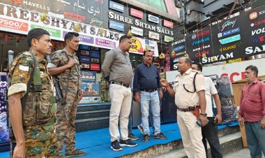 धनतेरस पर धनबाद में खरीदारी का बूम! बाजारों में रौनक, पुलिस रही चौकन्नी