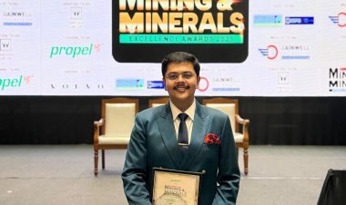धनबाद: युवा उद्यमी आदर्श सिंह को कोलकाता में मिला ‘Young Entrepreneur of the Year 2025’ का सम्मान