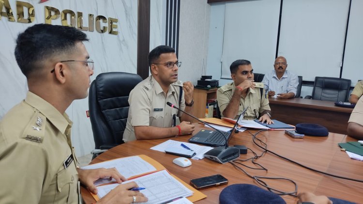धनबाद: दो हजार से नीचे लायेंगे लंबित केस, अपराधियों पर बनेगी प्रोफाइल डायरी: SSP