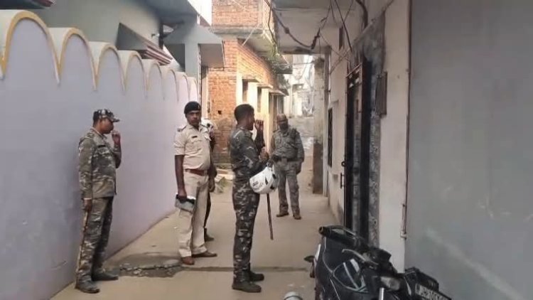 Gangs of Wasseypur Dhanbad : दुबई में बैठे गैंगस्टर प्रिंस खान की जड़ें हिलाने में जुटी पुलिस, 30 ठिकानों पर रेड