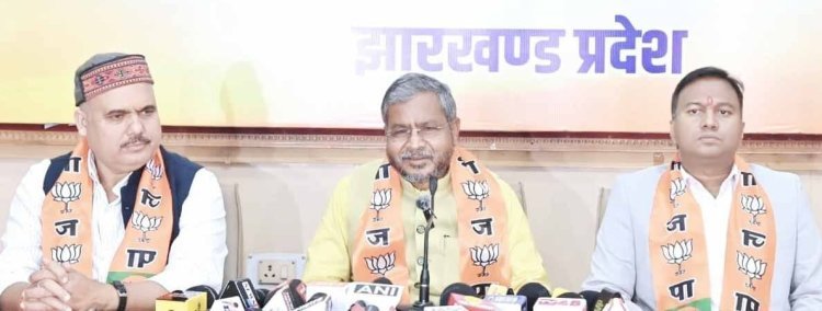 Jharkhand:“गैंगस्टर सुजीत सिन्हा- एक्स डीजीपी अनुराग गुप्ता गठजोड़ की जांच NIA से कराई जाएः बाबूलाल मरांडी”