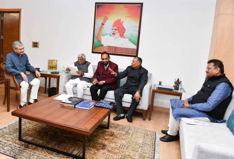 चतरा सांसद कालीचरण सिंह ने रखीं तीन अहम मांगें, रेल मंत्री ने कार्रवाई का दिया निर्देश