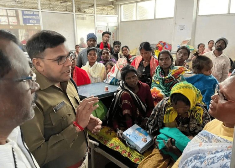 धनबाद: SNMMCH से चोरी नवजात 24 घंटे में सकुशल बरामद, SSP प्रभात कुमार की सख्ती से चार आरोपी गिरफ्तार