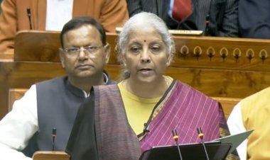 Budget 2026: इनकम टैक्स में राहत नहीं, लेकिन इलाज और इंफ्रास्ट्रक्चर पर बड़ा दांव — कैंसर की 17 दवाएं ड्यूटी फ्री