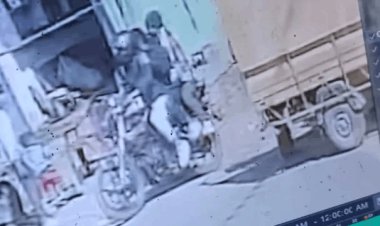 हजारीबाग: बड़कागांव में दिनदहाड़े ज्वेलरी शोरूम पर धावा, 25 लाख के जेवर लूटे; दहशत फैलाने को फायरिंग, एक घायल