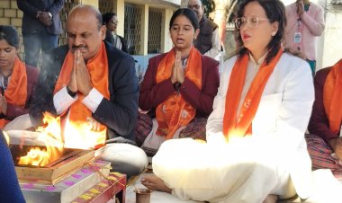 धनबाद: DAV लोदना में बोर्ड परीक्षार्थियों को मिला ‘यज्ञ का आशीर्वाद’… BCCL के डीपी ने दिया सफलता मंत्र