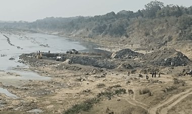 धनबाद में दामोदर नदी किनारे मोहाना बनाकर धड़ल्ले से हो रहा अवैध कोयला खनन, सरयू राय ने उठाये सवाल