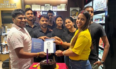 धनबाद: ‘R LAUNCH SALON’ बना ग्लोबल स्टार: गिनीज वर्ल्ड रिकॉर्ड में भागीदारी से शहर का नाम रोशन