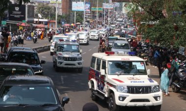 धनबाद: 40 नई बोलेरो के साथ सड़कों पर उतरी पुलिस, ईद-रामनवमी को ले फ्लैग मार्च