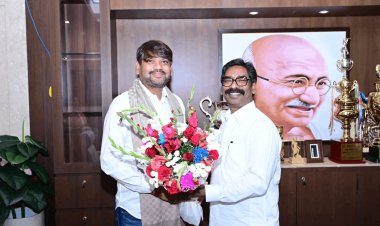 धनबाद के विकास पर तेज होगी रफ्तार: मेयर संजीव सिंह की CM हेमंत सोरेन से मुलाकात, हर संभव सहयोग का भरोसा