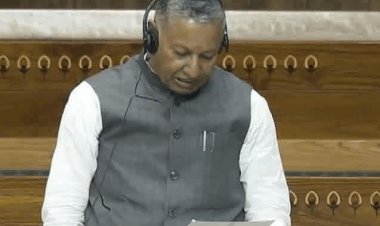 चतरा में कोल वाहनों से दुर्घटना का मामला लोकसभा में गूंजा,  MP कालीचरण सिंह की बड़ी मांग—अलग ट्रांसपोर्ट कॉरिडोर बने