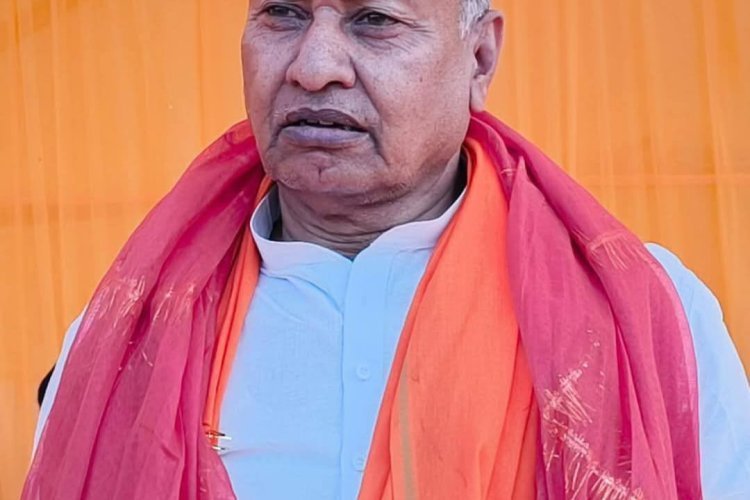 गया–चतरा रेल लाइन पर बढ़ा बड़ा कदम: सांसद कालीचरण सिंह की पहल रंग लाई, शुरू होगी भूमि अधिग्रहण प्रक्रिया