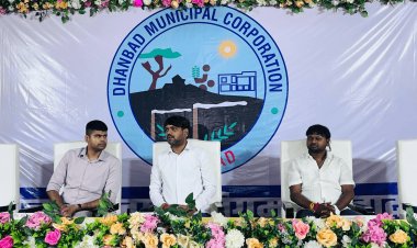 धनबाद में ‘सफाई और पानी’ पर बड़ा एक्शन प्लान: हर वार्ड में 15 सफाईकर्मी, जल संकट वाले इलाकों में लगेंगे चापानल