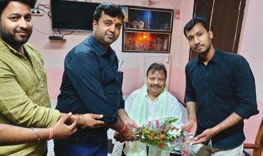 धनबाद: सुनील सांवरिया का भव्य सम्मान, मारवाड़ी युवा मंच ने बढ़ाया सामाजिक एकता का संदेश