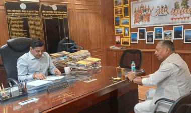 झारखंड: सांसद कालीचरण सिंह का बड़ा प्रयास: मां कौलेश्वरी मंदिर के विकास के लिए ₹65 करोड़ जल्द जारी कराने की मांग