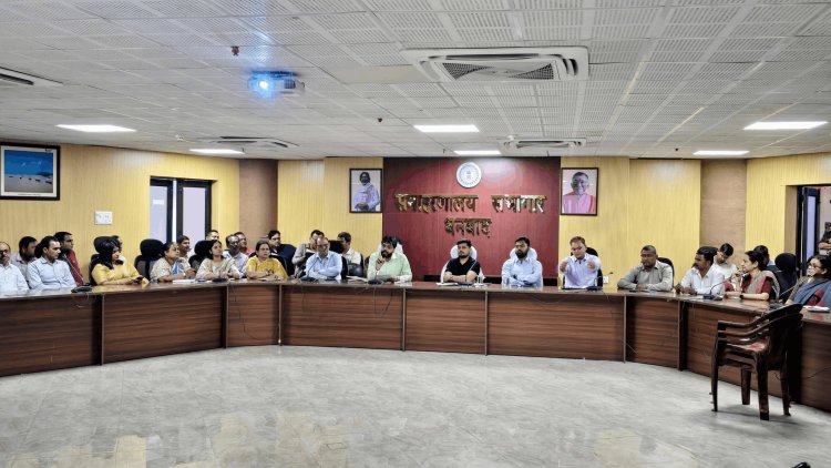 धनबाद में निजी स्कूलों पर सख्ती: अब हर फीस का पूरा हिसाब सार्वजनिक, मनमानी पर ₹50 हजार जुर्माना!