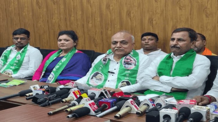 धनबाद में हवाईअड्डा-भूधंसान पर सियासी संग्राम, झामुमो का भाजपा पर हमला; राज सिन्हा को बताया ‘डेड बैटरी’