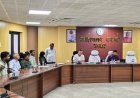 धनबाद में खराब रिजल्ट पर डीसी सख्त! 12 स्कूलों के प्रिंसिपलों को लगाई फटकार, शिक्षकों पर कार्रवाई की चेतावनी