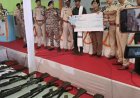 झारखंड में ऑपरेशन ‘नव जीवन’ सफल : 33 लाख के 8 इनामी समेत 27 नक्सलियों ने डाले हथियार