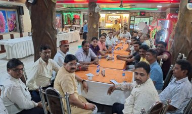 24 दिन से बंद धनबाद–बोकारो रोड, केंदुआडीह धंसान पर राज सिन्हा का अल्टीमेटम:9 मई से 24 घंटे का अनशन
