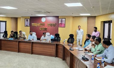 धनबाद में पेट्रोल-डीजल को लेकर अफवाहों पर प्रशासन सख्त, कहा- सप्लाई पूरी तरह सामान्य