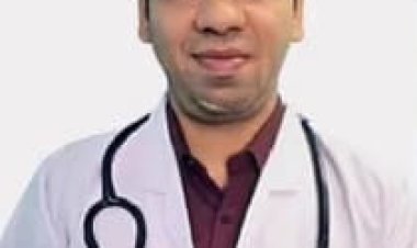 धनबाद डीसी के फर्जी हस्ताक्षर केस में फंसे डॉ. मिहिर कुमार झा , FIR का आदेश; अवैध क्लीनिकों पर भी गिरेगी गाज