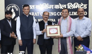 धनबाद: BCCL में CVO अमन राज को भावभीनी विदाई, दीप्ति पटेल ने संभाला अतिरिक्त प्रभार