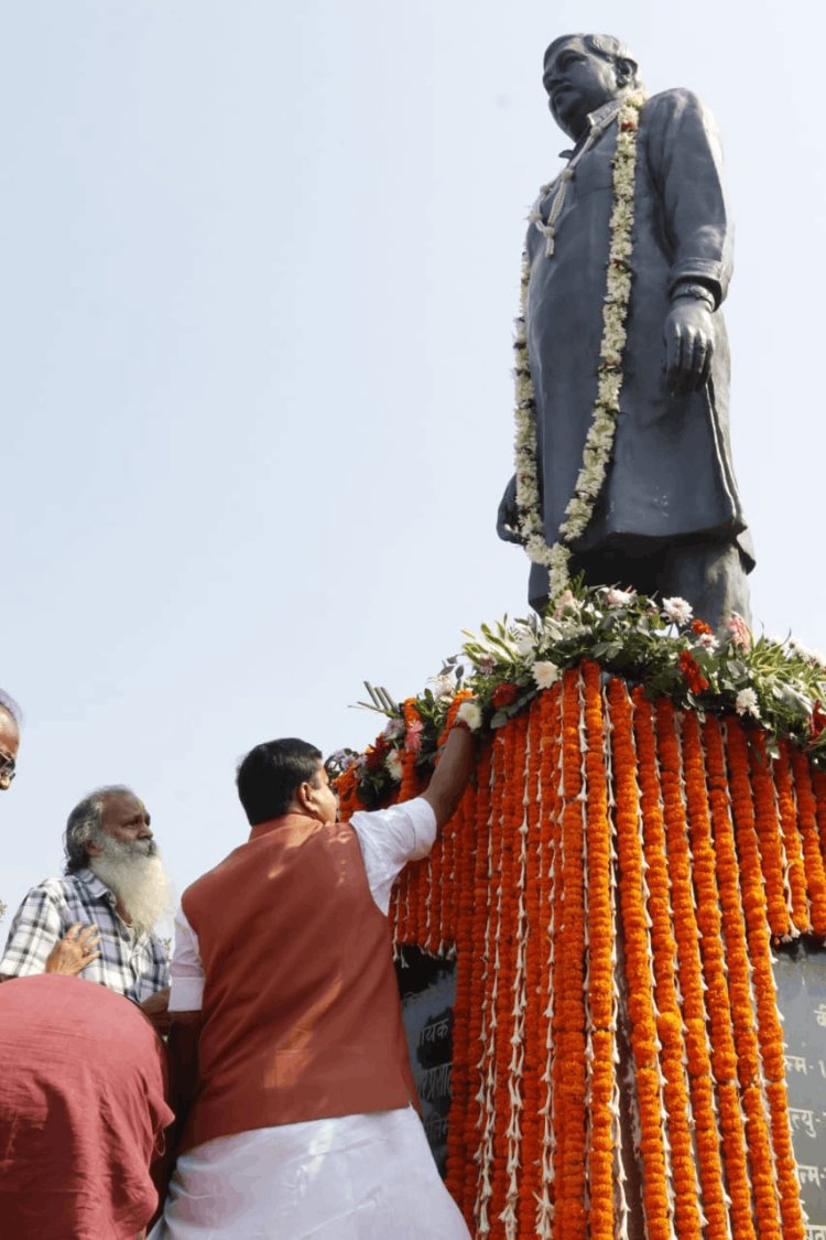 बिहार:“पिता के आदर्श ही मेरी ताकत” : 77वीं जयंती पर भावुक हुए BJP राष्ट्रीय अध्यक्ष नितिन नवीन, दी श्रद्धांजलि