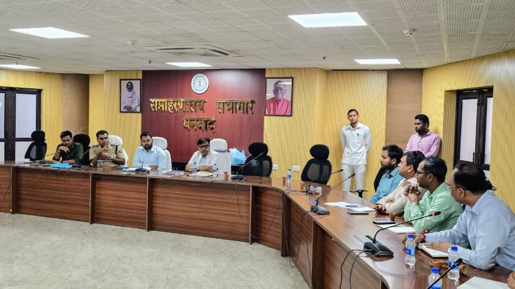 धनबाद में पेट्रोल-डीजल को लेकर अफवाहों पर प्रशासन सख्त, कहा- सप्लाई पूरी तरह सामान्य