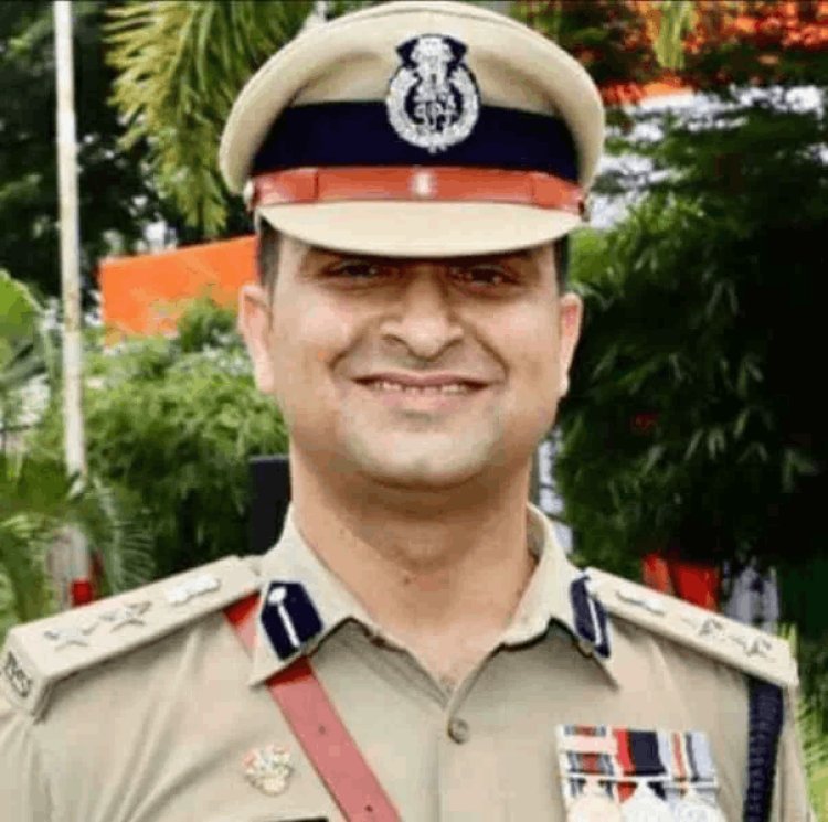 झारखंड के IPS सुरेंद्र कुमार झा को केंद्र में बड़ी जिम्मेदारी, BSF में बने DIG
