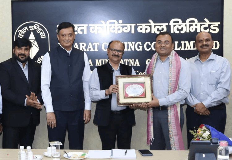 धनबाद: BCCL में CVO अमन राज को भावभीनी विदाई, दीप्ति पटेल ने संभाला अतिरिक्त प्रभार