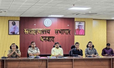 धनबाद में सड़क सुरक्षा पर बड़ा अभियान: NH को एक्सिडेंट फ्री बनाने के लिए बनी हाईवे टास्क फोर्स, 11 पेट्रोल पंपों को नोटिस