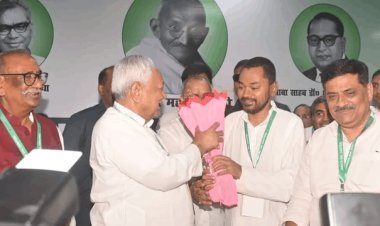 JDU में ‘निशांत युग’ की शुरुआत! नीतीश के बाद बेटे पर दांव, सभी बड़े नेताओं ने कहा- वही हैं पार्टी का भविष्य