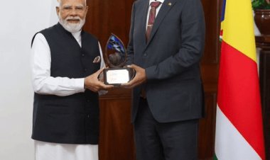 सेशेल्स में PM मोदी का डंका: मिला सर्वोच्च सम्मान, 'मेड इन इंडिया' पेट्रोल वेसल भी किया भेंट