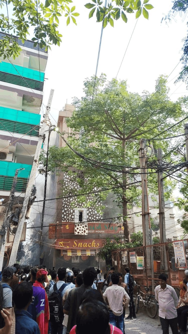 दिल्ली की आग में उजड़ गया पूरा परिवार: गुरुग्राम के CA विवेक समेत 8 की मौत, सिर्फ बीमार पिता बचे